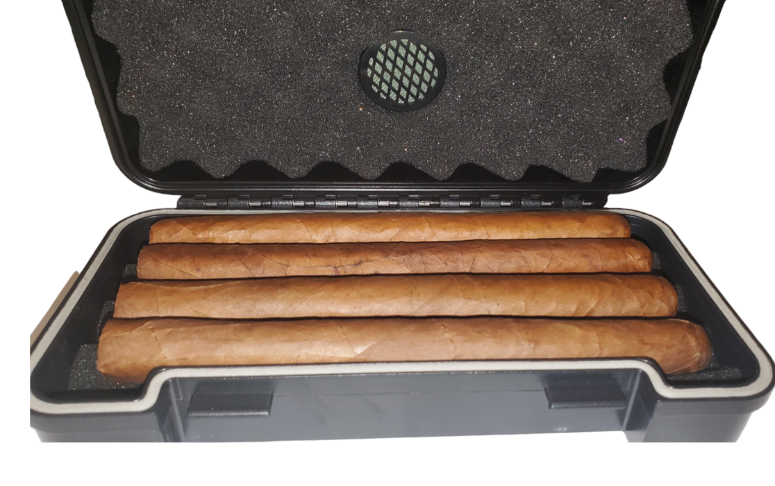Rugged waterproof 3-4 cigar travel case